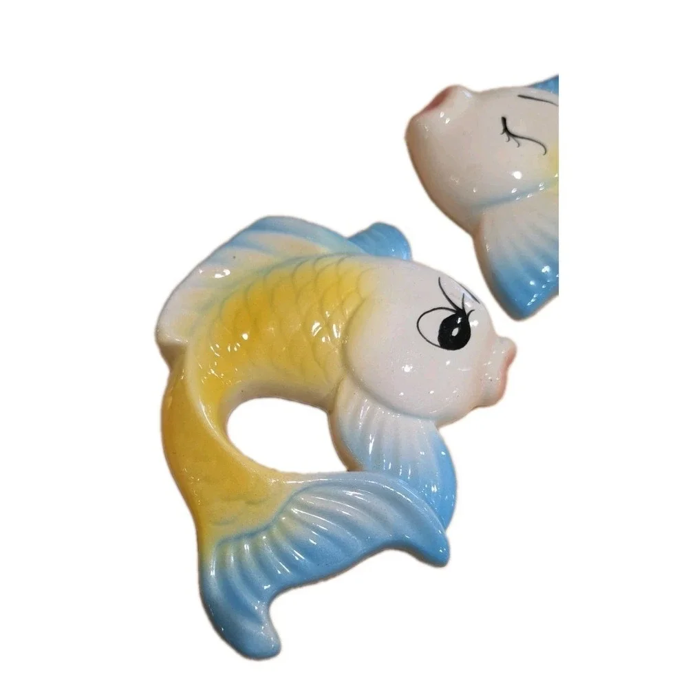 VTG Chalkware Yellow Anthropomorphic Fish Wall Plaque Kitsch Whimsical Retro